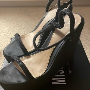 Misguided black wedges size us 8